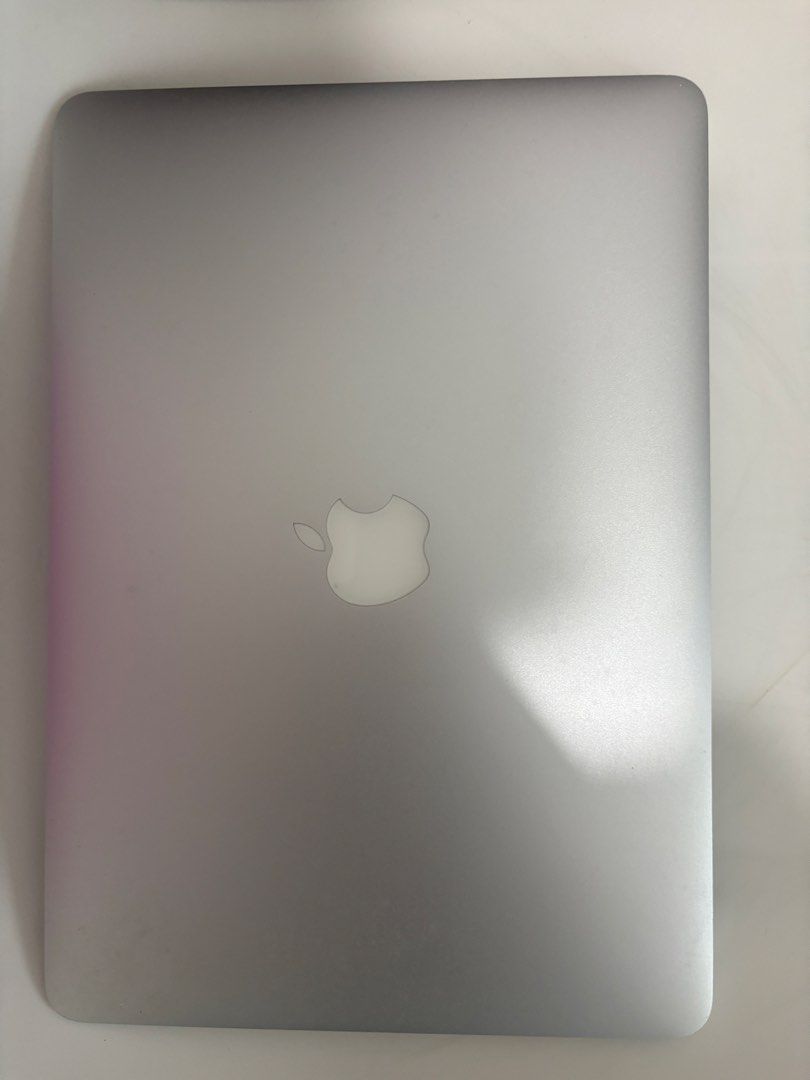 Apple MacBook Air A1466 Laptop (early 2015) - USED BUT NOT ABUSED — with only 173 charge cycle count! (Category: Laptops & Notebooks) located in Makati City. Submitted by kyoomin (Listing ID 1457663174, Image 2). Description: - Apple MacBook Air (Model A1466) - Color: Silver - Keyboard Layout: Japanese - Condition: Working well, great for everyday tasks - Ideal for: Portability and daily computing needs - USED BUT NOT ABUSED — with only 173 charg