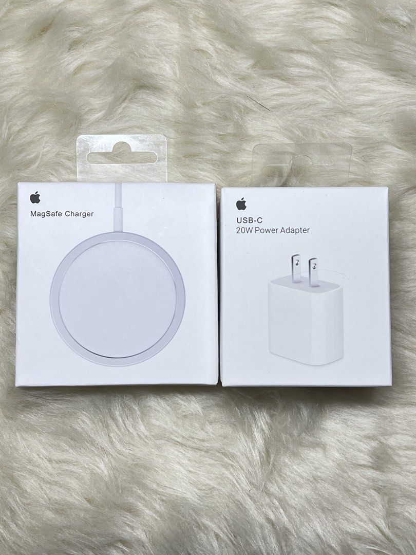 Apple MagSafe Charger + 20W Adapter Type C (Category: Chargers & Cables) located in Manila. Submitted by _ferdss (Listing ID 1457582209, Image 1). Description: Fast Charger ✅ 100% working ✅ Tested ✅ Condition: New 📍Pick Up / Deliver Via Lalamove 🚚.