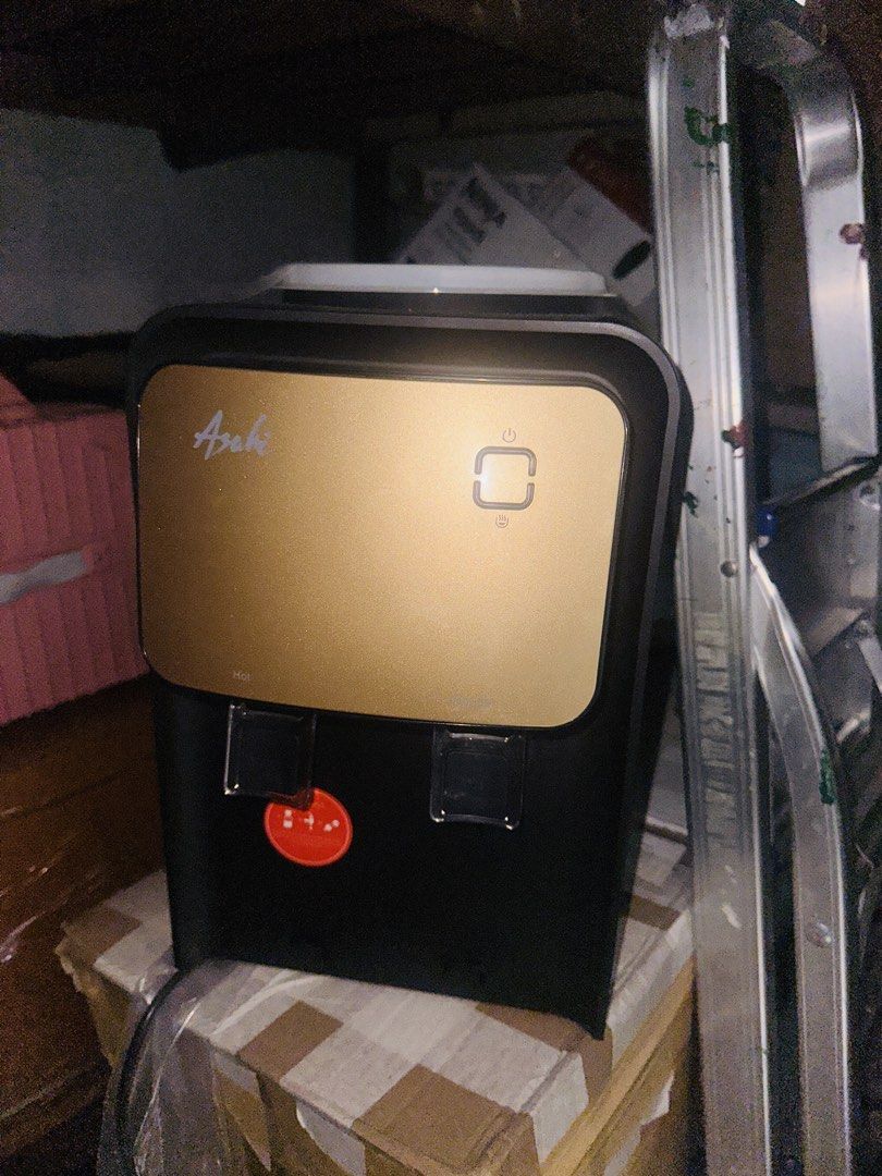 Asahi water (Category: Water Purifiers & Dispensers) located in Cainta. Submitted by khymee18 (Listing ID 1457659441, Image 1). Description: Used once for testing,, with box .