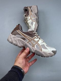 (Category: ) located in . Submitted by awesome_sneakers (Listing ID 1457523973, Image 1). Description: .