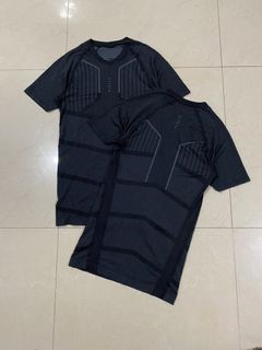 (Category: ) located in . Submitted by hustlethrift_2600 (Listing ID 1457519844, Image 1). Description: .