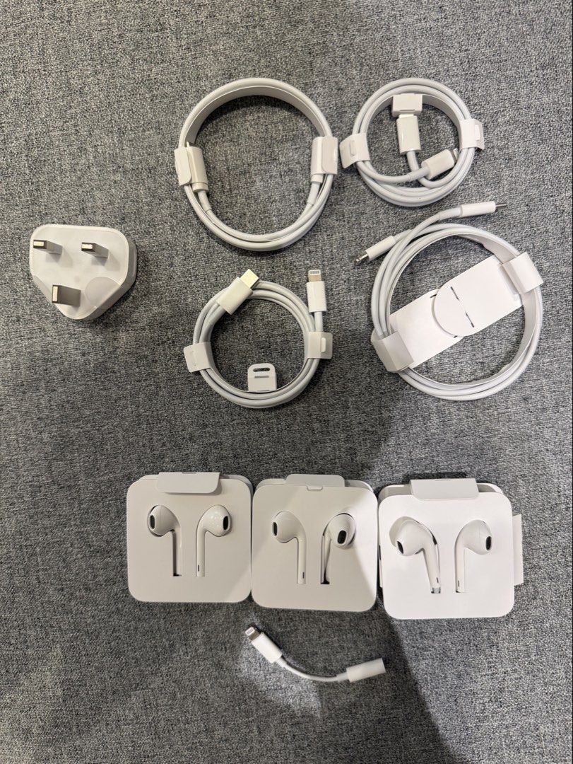 Assorted Lightning Earphones and Wires (Category: Chargers & Cables) located in Quezon City. Submitted by andretk (Listing ID 1457532362, Image 1). Description: 500 Each 750 for the Adapter.