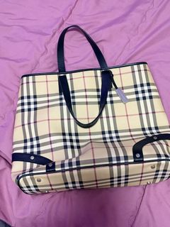 (Category: ) located in . Submitted by prettyandpetite (Listing ID 1457649245, Image 1). Description: .