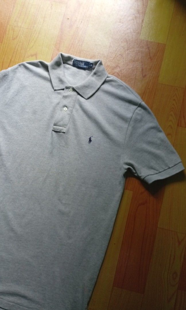 Authentic Ralph Lauren Polo Shirt (Category: Luxury Apparel) located in Manila. Submitted by mojonarchives (Listing ID 1457525980, Image 2). Description: Authentic Ralph Lauren Polo Shirt Size: Small Dimes:W19xL30 Back 32 Condition excellent Colorate 9.5/10 Issue: 1 dot stain on right sleeve seen in picture MOP Gcash 📬 MOD Jnt Express 🚀 Delivery Every Saturday 🙏❤️.
