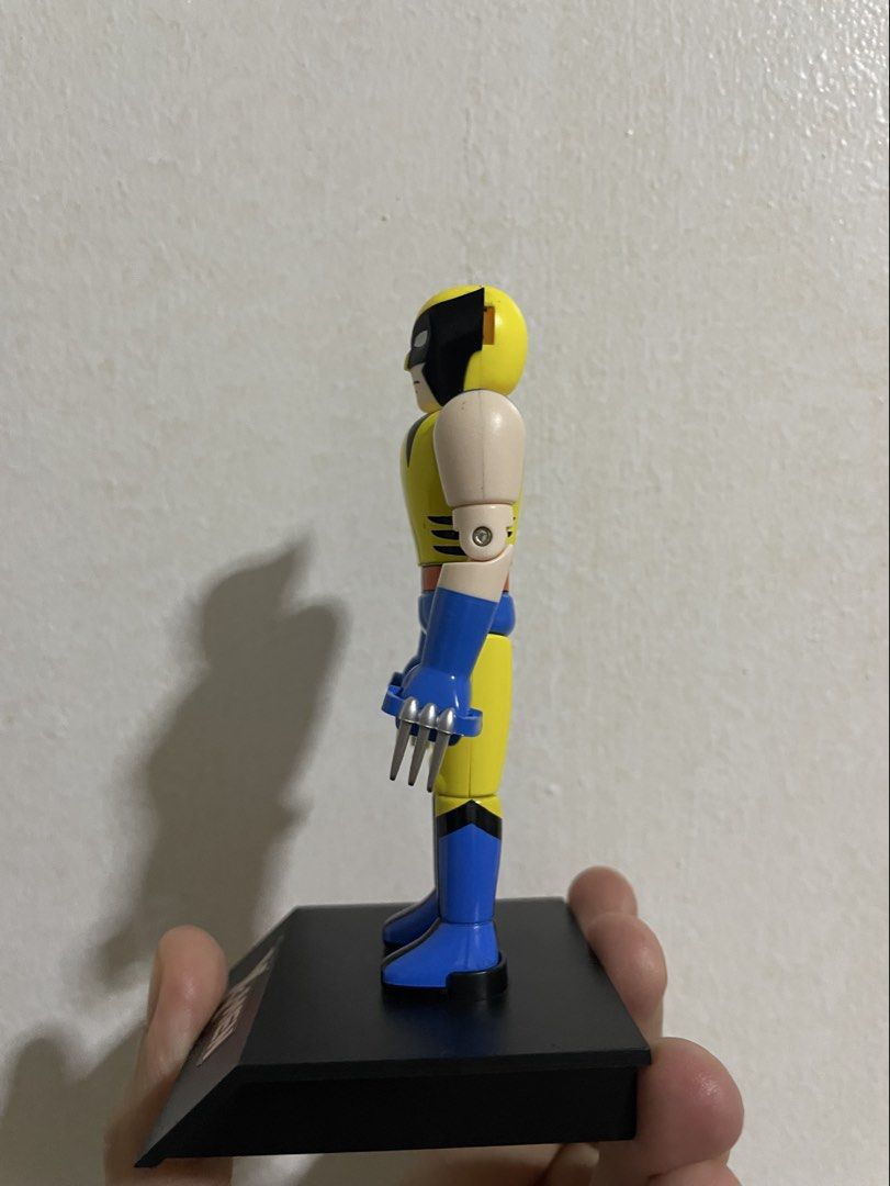 Bandai Chokogin Wolverine Diecast Figure (Category: Figurines & Statues) located in Quezon City. Submitted by logic31 (Listing ID 1457523906, Image 3). Description: Diecast figure, mabigat. Minor issues may putol lang dun sa itim ng mask niya sa left, please see pictures. Quezon City area Lalamove within Metro Manila JNT courier if outside Metro Manila.