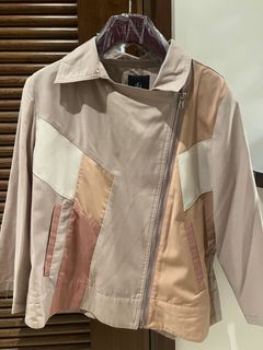 （分類：）位於 。 由 happysales19 提交（商品編號 1457650480，圖片 1）。簡介： 。