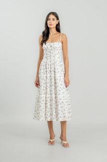 (Category: ) located in . Submitted by clearmywardrobeplssssss (Listing ID 1457651145, Image 1). Description: .