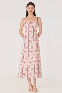 (Category: ) located in . Submitted by clearmywardrobeplssssss (Listing ID 1457656388, Image 1). Description: .