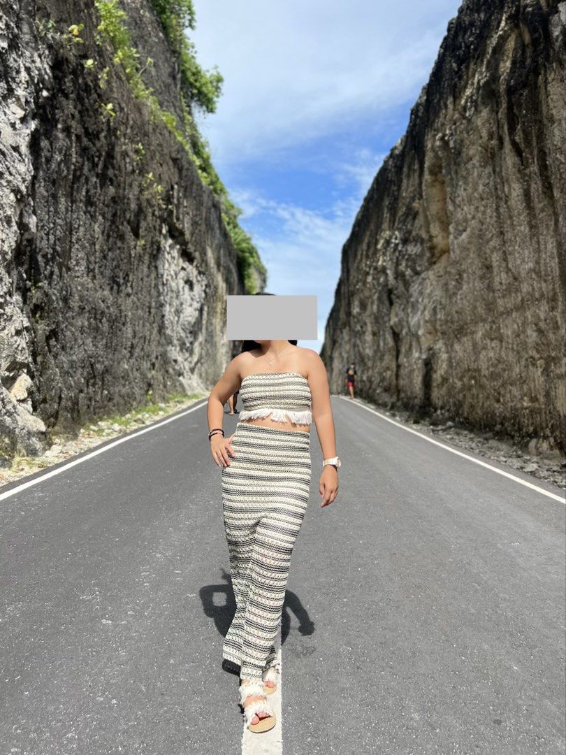 Boho Striped Tube Top and Skirt (Coordinates) (Category: Sets or Coordinates) located in Marikina City. Submitted by wander.lars (Listing ID 1457584631, Image 2). Description: Bought in Shein (Dazy) Size: M (Petite) Meetup: Riverbanks Mall, Marikina City Delivery: Grab, Lalamove, and Joyride (Self-booking and shipping fee will be shouldered by the buyer.) Colors may vary due to lighting and photography. Thank you!!! .