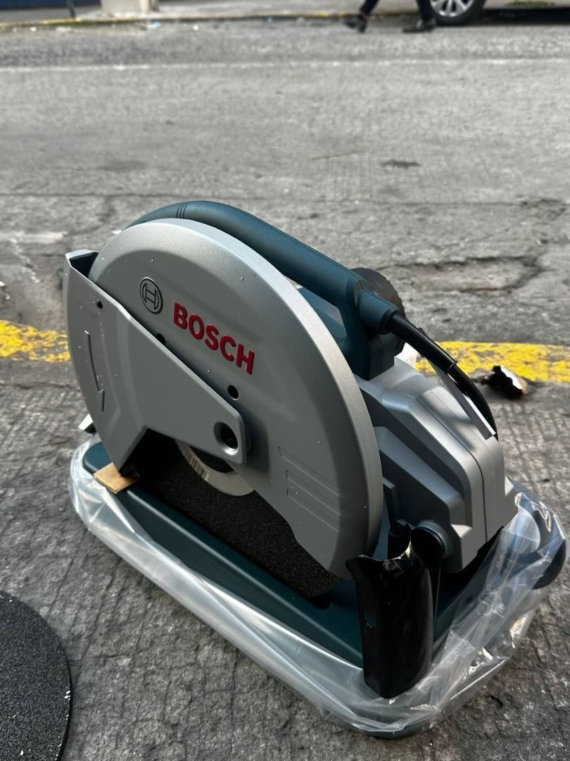 Bosch Cut Off Saw Machine Specs: GCO 230 (14”) (Category: Construction Tools & Equipment) located in Manila. Submitted by joeyroque09 (Listing ID 1457585771, Image 1). Description: Bosch Cut Off Saw Machine Specs: GCO 230 (14”).
