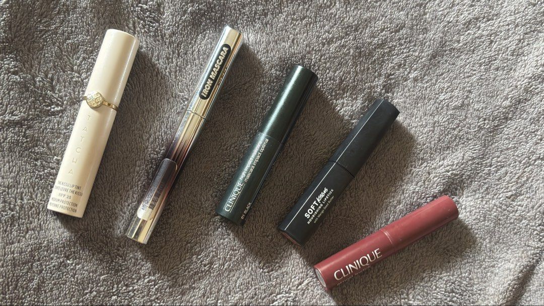 BUNDLE: Lippies + Mascara (Category: Makeup) located in Manila. Submitted by iannaflores (Listing ID 1457703907, Image 1). Description: fs: 3-piece lip with 2 mascaras bundle for ₱2000 fixed price! hello! decluttering my swatched/used once makeup. selling as a bundle. everything is 100% authentic, bought between 2024–2025, and stored cleanly. preloved & swatched. ⭐️ Tatcha Kissu Lip Tint (Midnight) ⭐️ Clinique Almost Lipstick (Black Honey) ⭐️ Sof