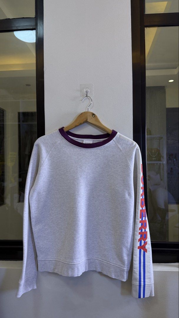 Burberry Grey Sweatshirt with Sleeve Logo (Category: Coats, Jackets and Outerwear) located in Paranaque City. Submitted by preluxeshop_ph (Listing ID 1457685310, Image 2). Description: Burberry Grey Sweatshirt with Sleeve Logo Unisex Size Small to Medium. Good as brand new. 🔥CHECK OUT MY PROFILE FOR 100+ OTHER HIGH-END CURATED STREETWEAR, COATS AND VINTAGE DROPS!.
