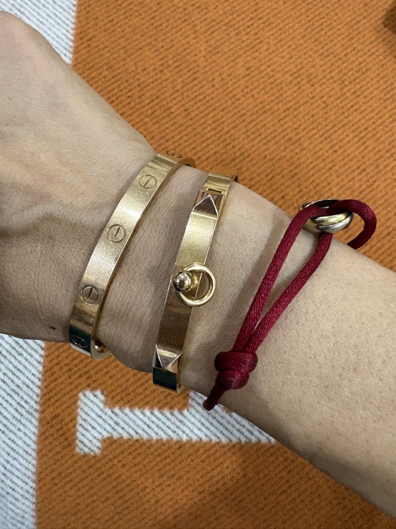 Cartier love bracelet (Category: Announcements) located in Manila. Submitted by rouge_and_orange (Listing ID 1457545451, Image 2). Description: Authentic cartier 18k rosegold With box.