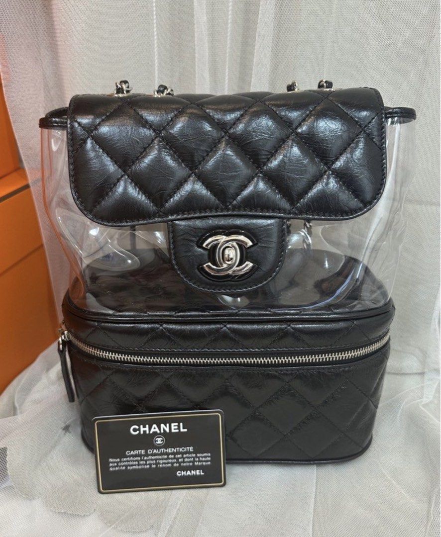 Chanel backpack （分類：手袋及銀包）位於 Hong Kong。 由 kpfirstbag 提交（商品編號 1457709065，圖片 2）。簡介： 93new 有卡麈袋 超級抵玩。