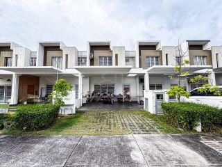 (Category: ) located in . Submitted by mudah1070851 (Listing ID 1456038680, Image 1). Description: .