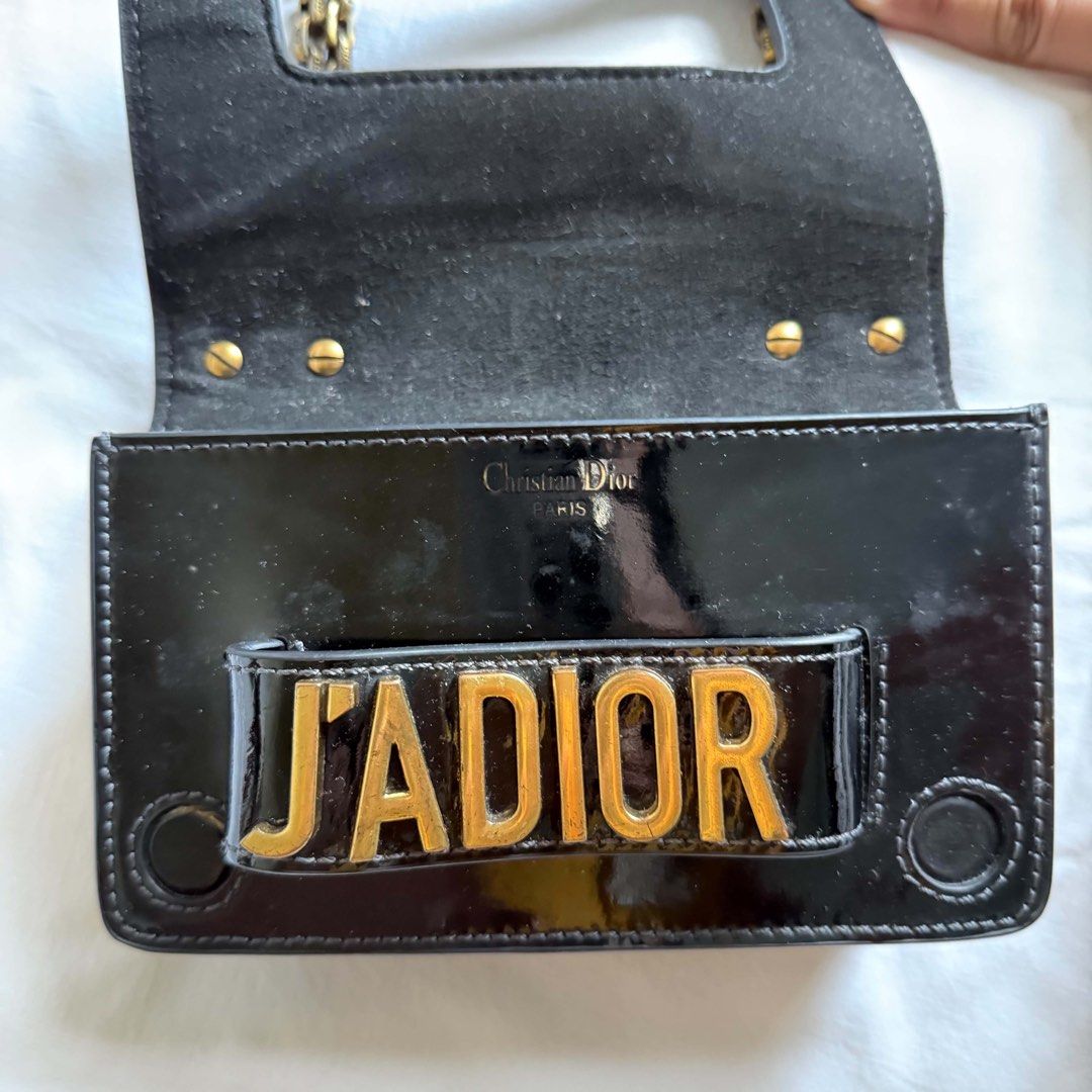 Christian Dior Jdior Kili Sling (Category: Shoulder Bags) located in Baguio. Submitted by dsabelg (Listing ID 1457624463, Image 2). Description: .