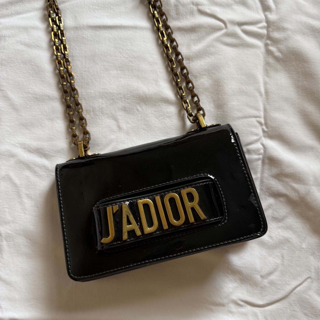 Christian Dior Jdior Kili Sling (Category: Shoulder Bags) located in Baguio. Submitted by dsabelg (Listing ID 1457624463, Image 1). Description: .