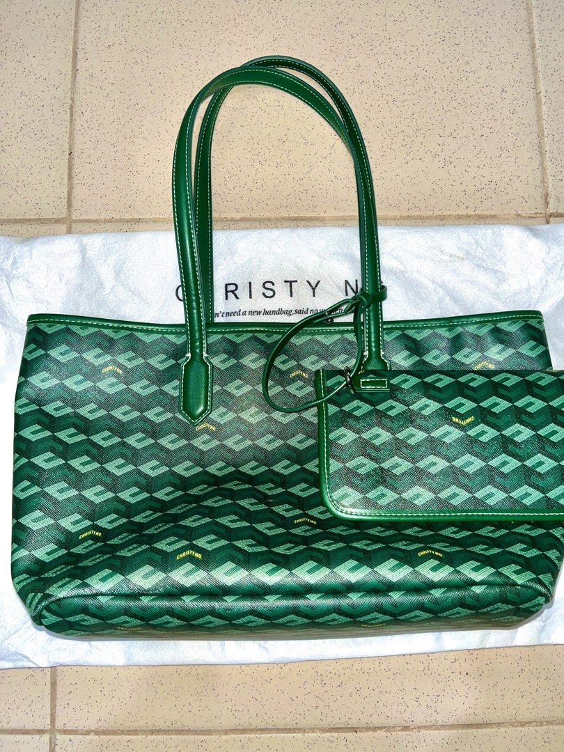 Christy Ng Russo Medium in Green Authentic (Category: Tote Bags) located in Rizal. Submitted by all_12 (Listing ID 1457596233, Image 2). Description: - Authentic Russo Green in Medium - Used but not abused -RFS: will change color - No issues - With dust bag and paper bag - bought at Mgluxeph fb - MOP Gcash or Maya - Deliver via J&T or Lalamove - 📍Cainta Rizal.