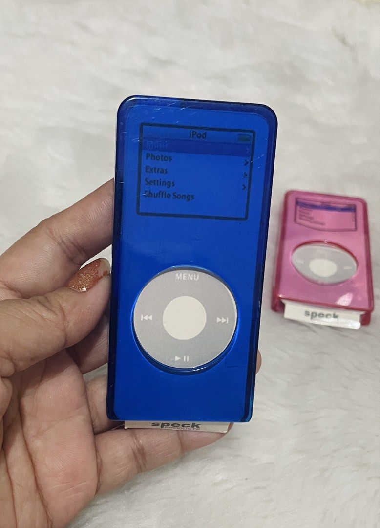 Classic Apple iPod nano hard case (Category: Cases & Sleeves) located in Quezon City. Submitted by sissymissy1527 (Listing ID 1457700387, Image 2). Description: .