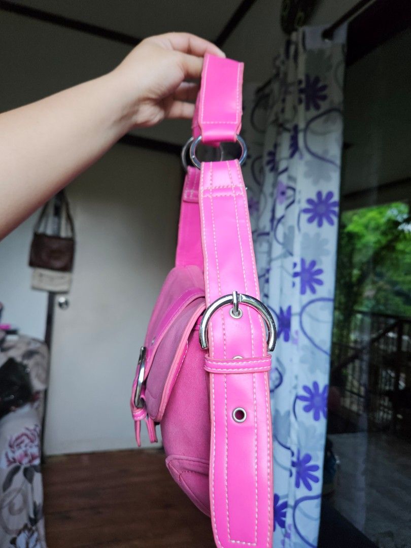 ins p i red coach pink Soho (Category: Luxury Bags & Wallets) located in Zamboanga. Submitted by Clairey03 (Listing ID 1457590028, Image 3). Description: ins pired only.