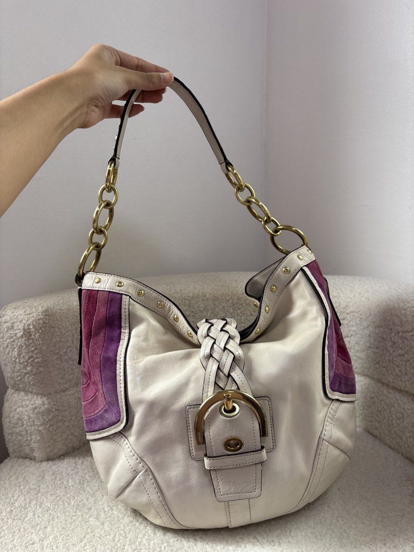 Coach Rare Hobo Vintage (Category: Luxury Bags & Wallets) located in Manila. Submitted by _thepursela (Listing ID 1457654646, Image 2). Description: - Stylish tote bag - Spacious interior - Classic, versatile color.