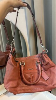 (Category: ) located in . Submitted by bbuyandsellpreloved (Listing ID 1457567066, Image 1). Description: .