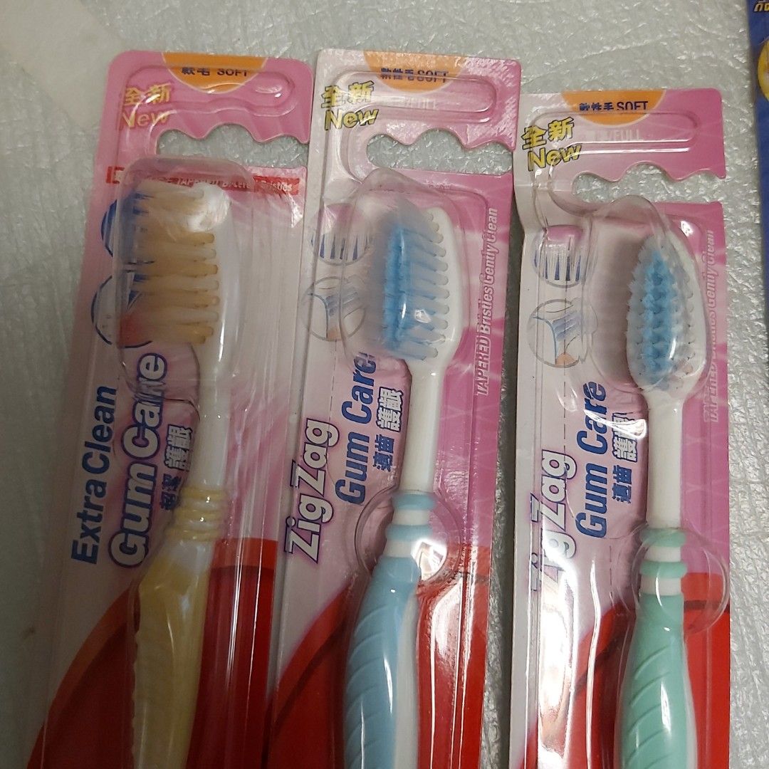 Colgate toothpaste （分類：健康及美容 - 口腔護理）位於 Hong Kong。 由 ppradise 提交（商品編號 1457554437，圖片 2）。簡介： @$9。