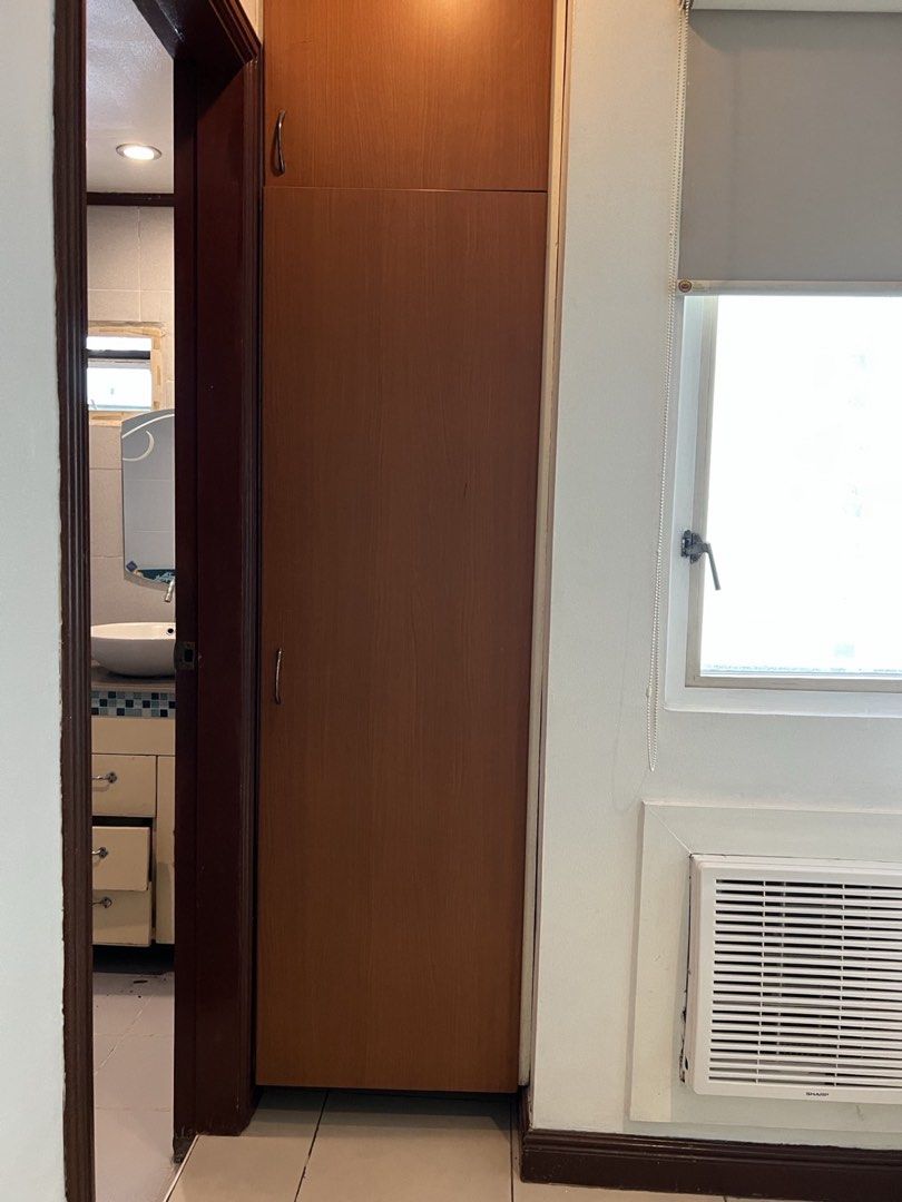 Condominium for Rent in Makati (Category: Apartments & Condos) located in Taguig. Submitted by brokerhanstaneo_09178038728 (Listing ID 1457574838, Image 2). Description: FOR RENT Fully Furnished Studio in Makati City Location: Antel Platinum, Salcedo Village Floor Area: 33 SQM. Fully Furnished Spacious Studio Unit Living and Dining Area Equipped with Washing Machine 1 Toilet and Bath Ready for Move-In Located at 154 Valero Street, building is bes