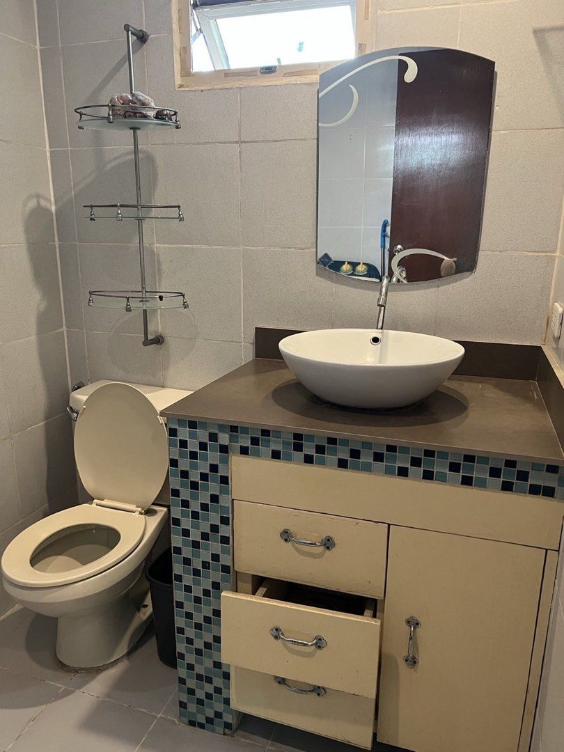 Condominium for Rent in Makati (Category: Apartments & Condos) located in Taguig. Submitted by brokerhanstaneo_09178038728 (Listing ID 1457574838, Image 3). Description: FOR RENT Fully Furnished Studio in Makati City Location: Antel Platinum, Salcedo Village Floor Area: 33 SQM. Fully Furnished Spacious Studio Unit Living and Dining Area Equipped with Washing Machine 1 Toilet and Bath Ready for Move-In Located at 154 Valero Street, building is bes