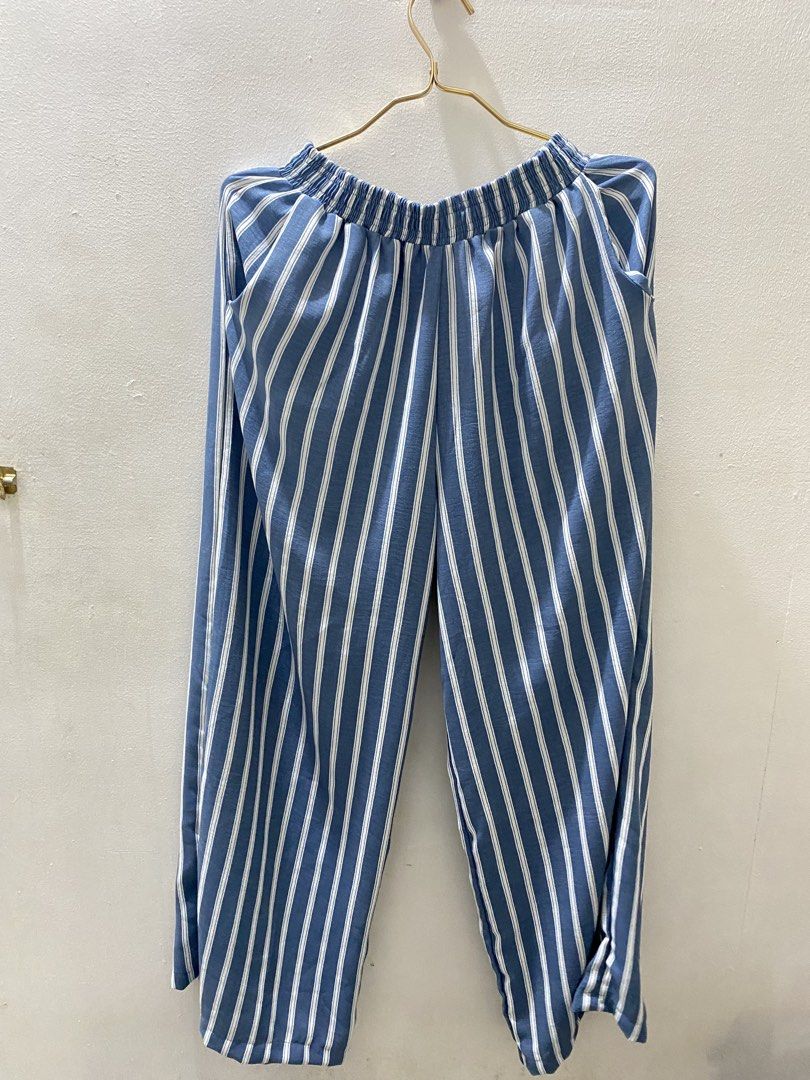 Coords Terno (Category: Activewear) located in Manila. Submitted by urbanstyle11 (Listing ID 1457550754, Image 3). Description: CO-ORDS TERNO USED LIKE NEW SIZE L - 2XL JUST MESSAGE ME.