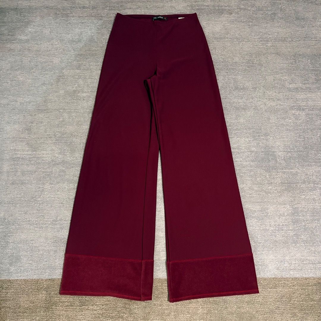 Cop Copine burgundy fleece-lined (Category: Other Bottoms) located in Calamba. Submitted by bermuda.ph (Listing ID 1457544252, Image 1). Description: .