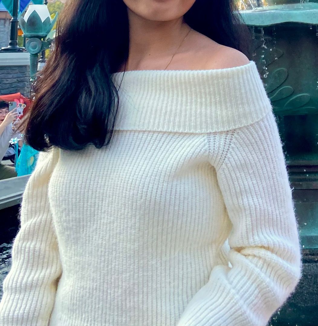 Cream Off-Shoulder Knit Sweater (Category: Longsleeves) located in Santa Rosa. Submitted by rockitlee (Listing ID 1457537583, Image 3). Description: - Very stretchable - May fit up to semi large - Used once only - Thick knitted fabric.