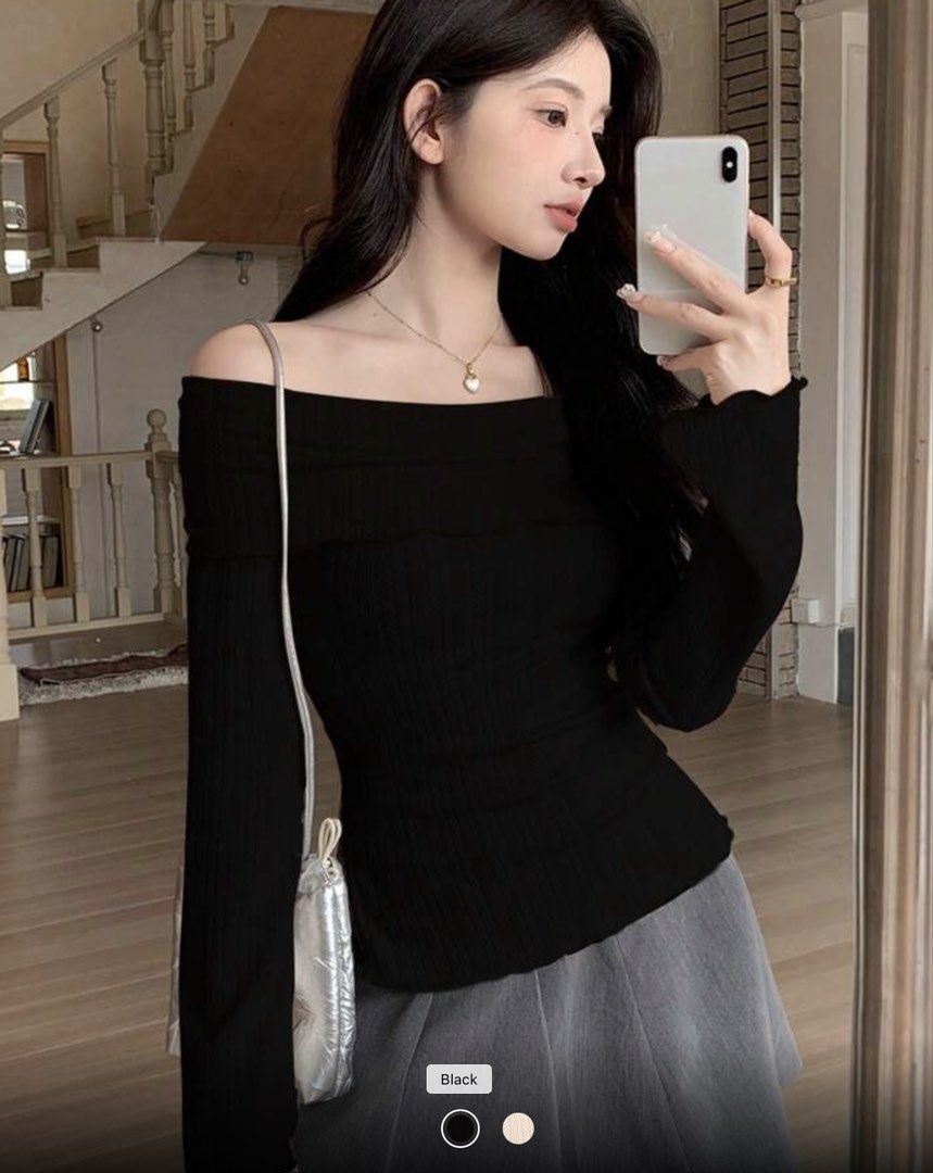 DAZY Black Ribbed Off-Shoulder Long Sleeve Top (Category: Longsleeves) located in Cebu City. Submitted by izadeclutter.cloud (Listing ID 1457534923, Image 3). Description: - Black ribbed off-shoulder top with Lettuce trim detail - Long sleeves with flared cuffs - Very stretchy material - Perfect for the upcoming autumn weather - NEVER BEEN USED - RFS: wrong size .