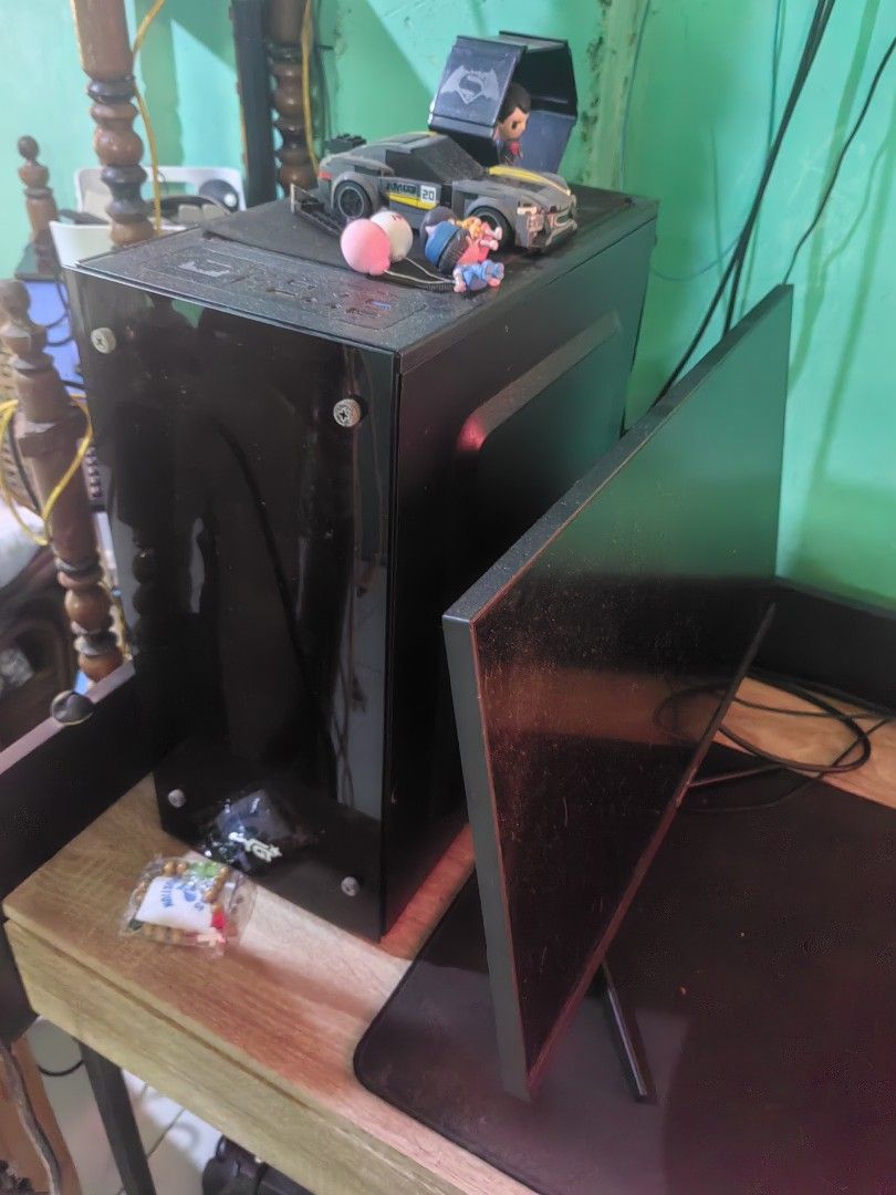 Desktop Gaming (Category: Desktops) located in San Pedro. Submitted by paulmatthew.pml (Listing ID 1457524418, Image 1). Description: Motherboard: Biostar A320MH v6.7 Processor: Ryzen 3 3200G (No more built-in video) GPU: MSI GeForce GTX 1660 Ti VENTUS 6G OC RAM: CORSAIR Vengeance LPX DDR4 8gbx2 PSU: Cooler Master MWE 750Watts 80+ Power Supply White Case: YGT Y-288 Storage: kingston SA400S37 250gb SSD and Seagate BarraCuda 2TB 3.5-inch Monitor: S