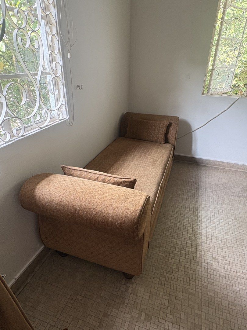 Side bed (Category: Other Home Decor) located in Singapore. Submitted by Sharontangk (Listing ID 1457522883, Image 3). Description: .