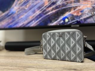 （分類：）位於 。 由 emthippo 提交（商品編號 1457655127，圖片 1）。簡介： 。