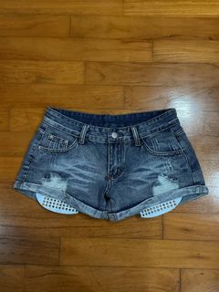 (Category: ) located in . Submitted by iwchocchipcookies (Listing ID 1457630339, Image 1). Description: .