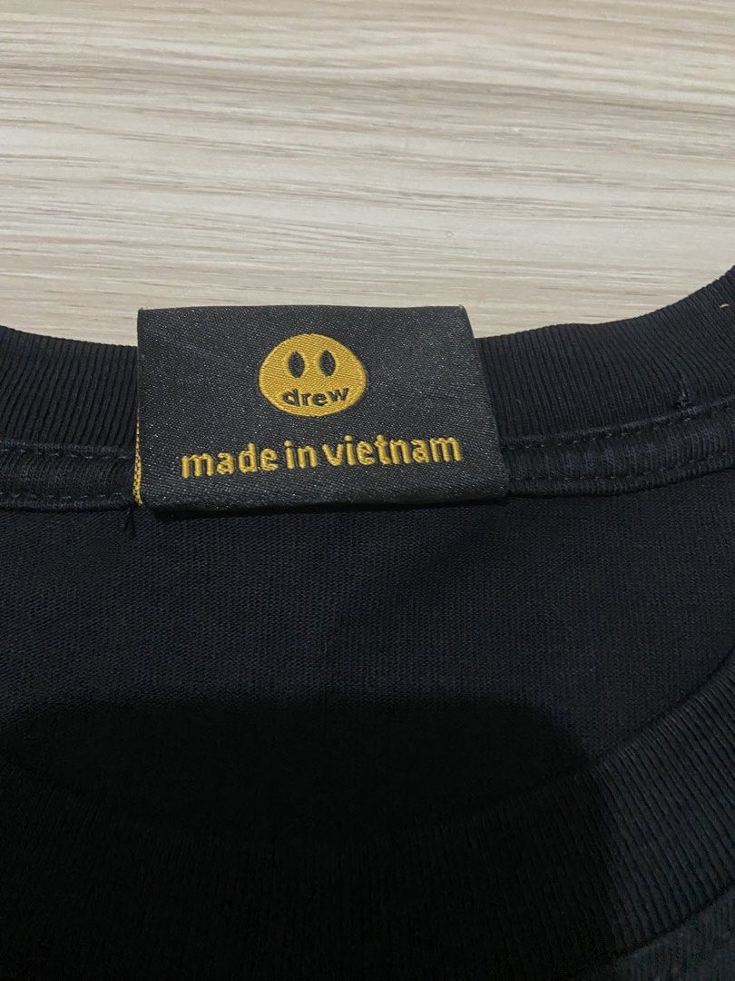 Drew (Category: Tshirts & Polo Shirts ) located in Cebu City. Submitted by charlyx (Listing ID 1457637317, Image 3). Description: Excellent No issue Medium Details posted.