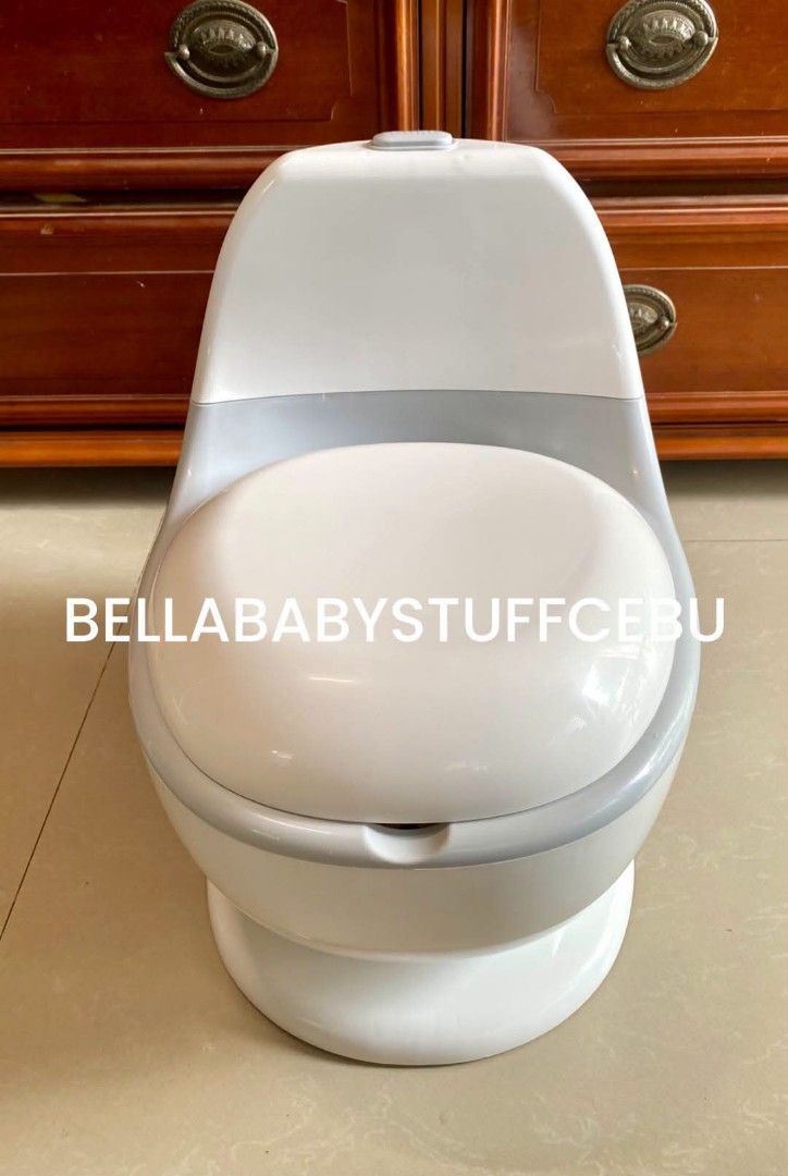 Duri Potty Trainer Preloved in Like New Condition (Category: Baby Toiletries & Grooming) located in Cebu City. Submitted by bellababystuffcebu (Listing ID 1457586672, Image 2). Description: Duri Potty Trainer Preloved in Like New Condition Please see video for reference https://fb.watch/J3Gf66HCEp/? We ship Nationwide! PICK UP TALISAY, Cebu DELIVERY | SHIPPING BUYERS EXPENSE COD AVAILABLE via Grab Lalamove Maxim. Buyer will book for COD Payment N