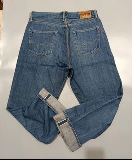 (Category: ) located in . Submitted by aydenthriftwear (Listing ID 1457655819, Image 1). Description: .