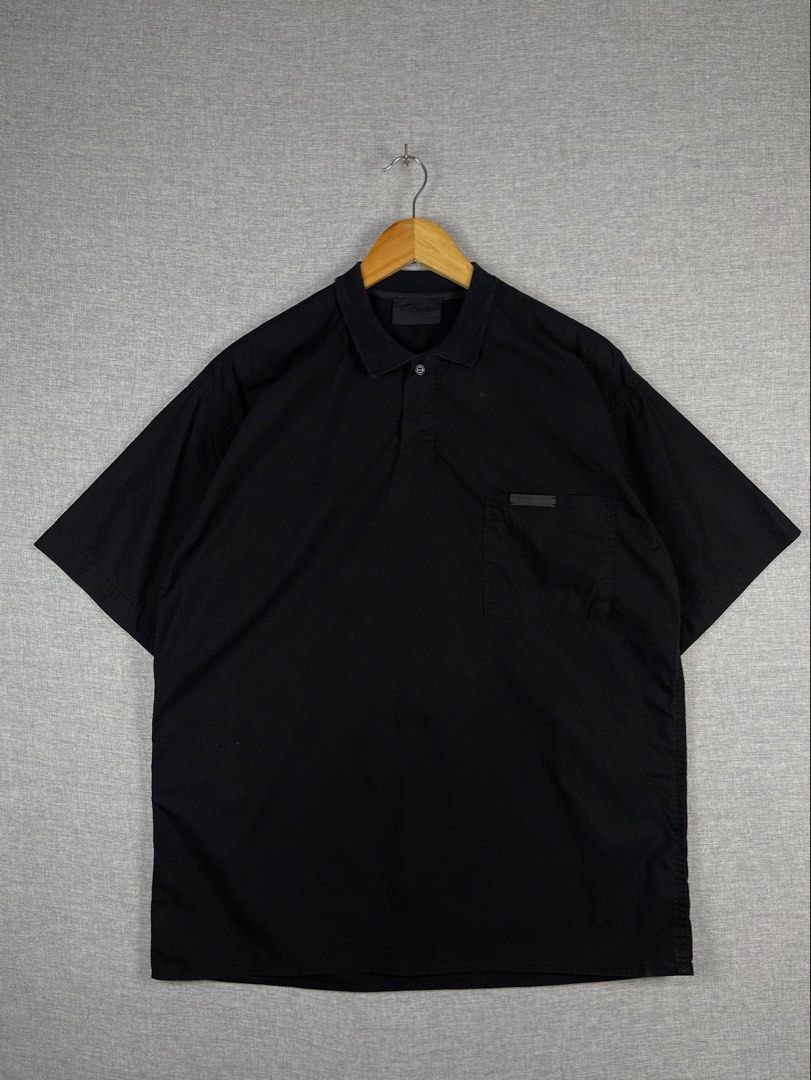 Essentials Polo (Category: Formal Shirts) located in Guimba. Submitted by thriftandthrive19 (Listing ID 1457587660, Image 1). Description: Fear of God Size: Large (dimension in inches) Width: 22 Length: 28 Condition: Excellent Issue: see last 2 photos Color rate: 9.5 .