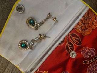 （分類：）位於 。 由 ayleys.c 提交（商品編號 1457661757，圖片 1）。簡介： 。