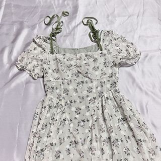 (Category: ) located in . Submitted by freshandpreloved (Listing ID 1457658425, Image 1). Description: .