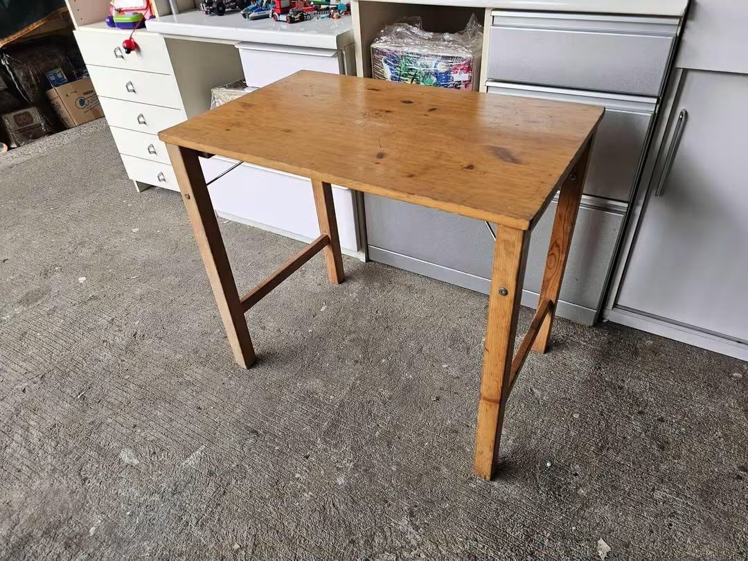Folding Table(Muji) (Category: Tables & Sets) located in Meycauayan. Submitted by marygracecasimiro (Listing ID 1457575263, Image 2). Description: MUJI Folding Table‼️₱4,000‼️ 👉Space Saver! 😘🤩🥰 ✔L-31.5 H-27.5 W-20 inches 📏 ✔️Solidwood! 💢 ✔Scratches As-is! 👌🩷💙.