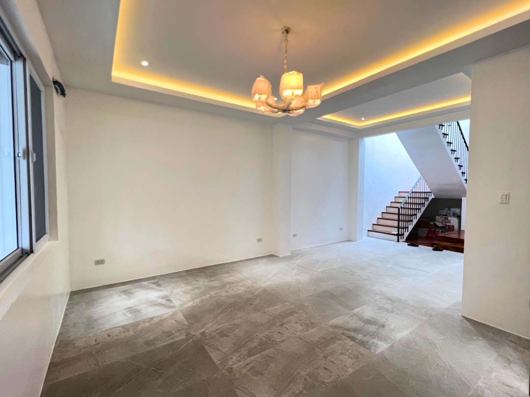 (Category: ) located in . Submitted by luxerealtyph (Listing ID 1457624097, Image 1). Description: .