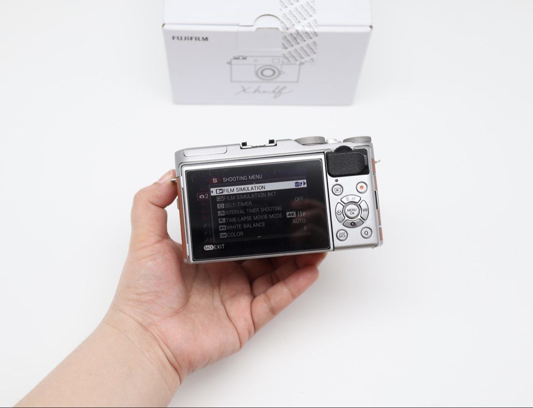 Fujifilm XA5 with 15-45 lens (Category: Cameras) located in Manila. Submitted by jaimeeloutan (Listing ID 1457570062, Image 3). Description: for sale! FUJIFILM X-A5 with 15-45 lens 24,990 only 💰24,990 only fix price posted lowest price in in market na. Pass sa barat, pass sa tawad Mint condition - The Fujifilm X-A5 is an entry-level, rangefinder-style mirrorless camera featuring a 24.2-megapixel APS-C CMOS sensor, a 180° tilting touchscreen for 