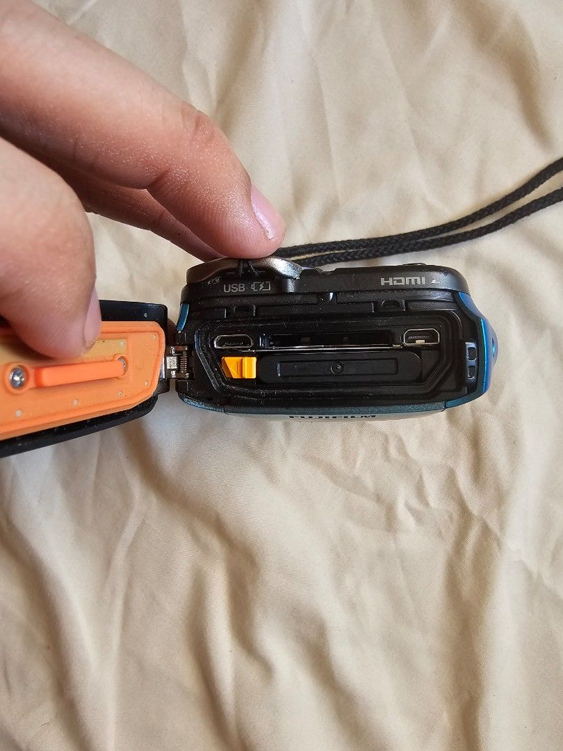 FUJIFILM XP130 DIGICAM WATERPROOF (Category: Cameras) located in Talisay. Submitted by kuyav (Listing ID 1457547195, Image 3). Description: - Fujifilm XP130 Digital Camera - Waterproof and Shockproof - Built-in Wi-Fi Connectivity - Includes Strap - Comes with 8GB Kingston SD Card - Ideal for Outdoor Adventures - SRP 29,000 (Bought at this price) - Ask me any questions!.