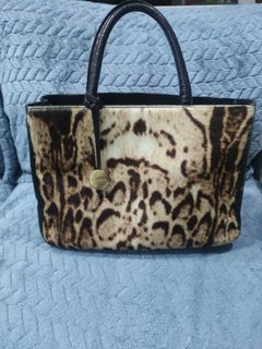 (Category: ) located in . Submitted by kluxurychoices (Listing ID 1452997331, Image 1). Description: .