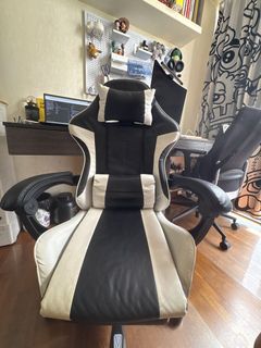 (Category: ) located in . Submitted by twistedfatee (Listing ID 1457555034, Image 1). Description: .