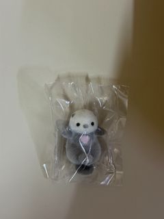 (Category: ) located in . Submitted by ai.thrift (Listing ID 1457622726, Image 1). Description: .
